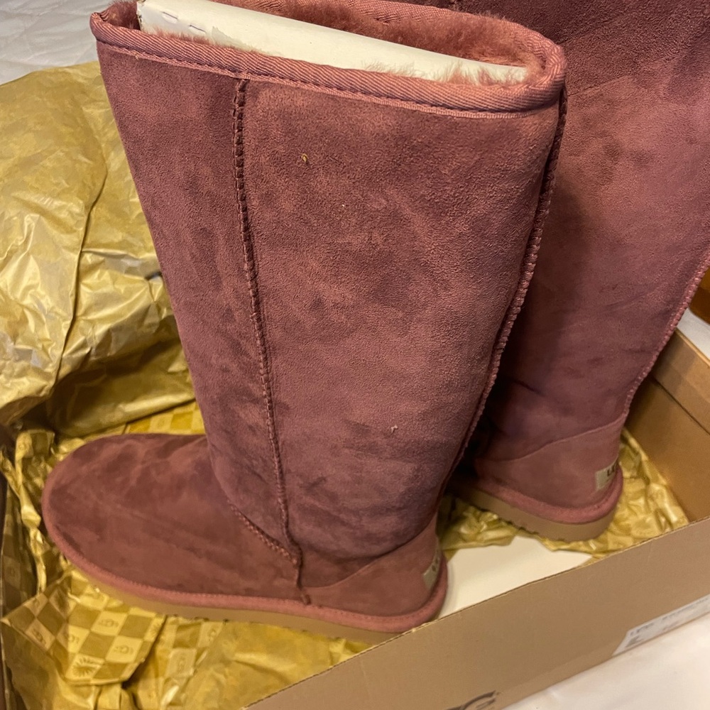 NEW Tall UGG boots Purple Sz 12